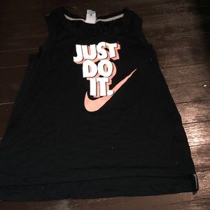 Nike tech shortsleeved